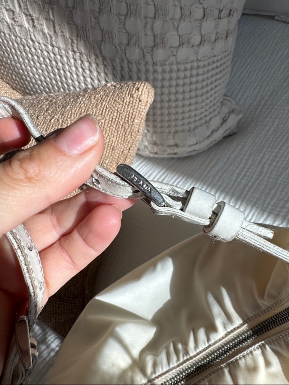 Prada Re-Edition White Nylon Mini Shoulder Bag Authenticated - Picture 8 of 15